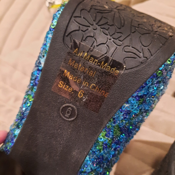 Arianna-12 multi color stiletto sequence heels EUC size 6 - Picture 6 of 9